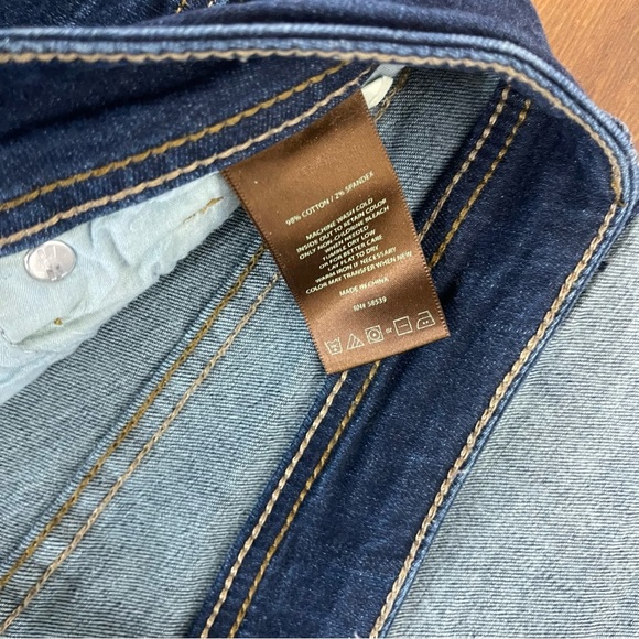 Kut from the Kloth Blue Ankle Cropped Jeans - Picture 8 of 9